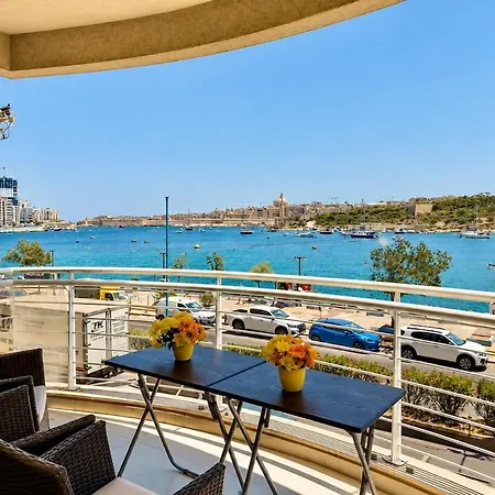 Luxury Valletta Waterfront Retreat - Marina Views