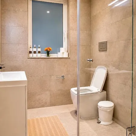 Luxury Valletta Waterfront Retreat - Marina Views 斯利马